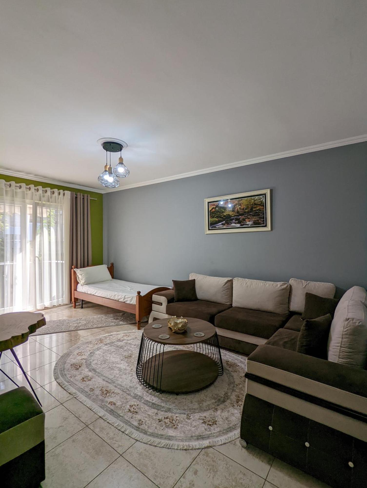 Downtown Retreat "Spiranca" Διαμέρισμα Τίρανα Εξωτερικό φωτογραφία